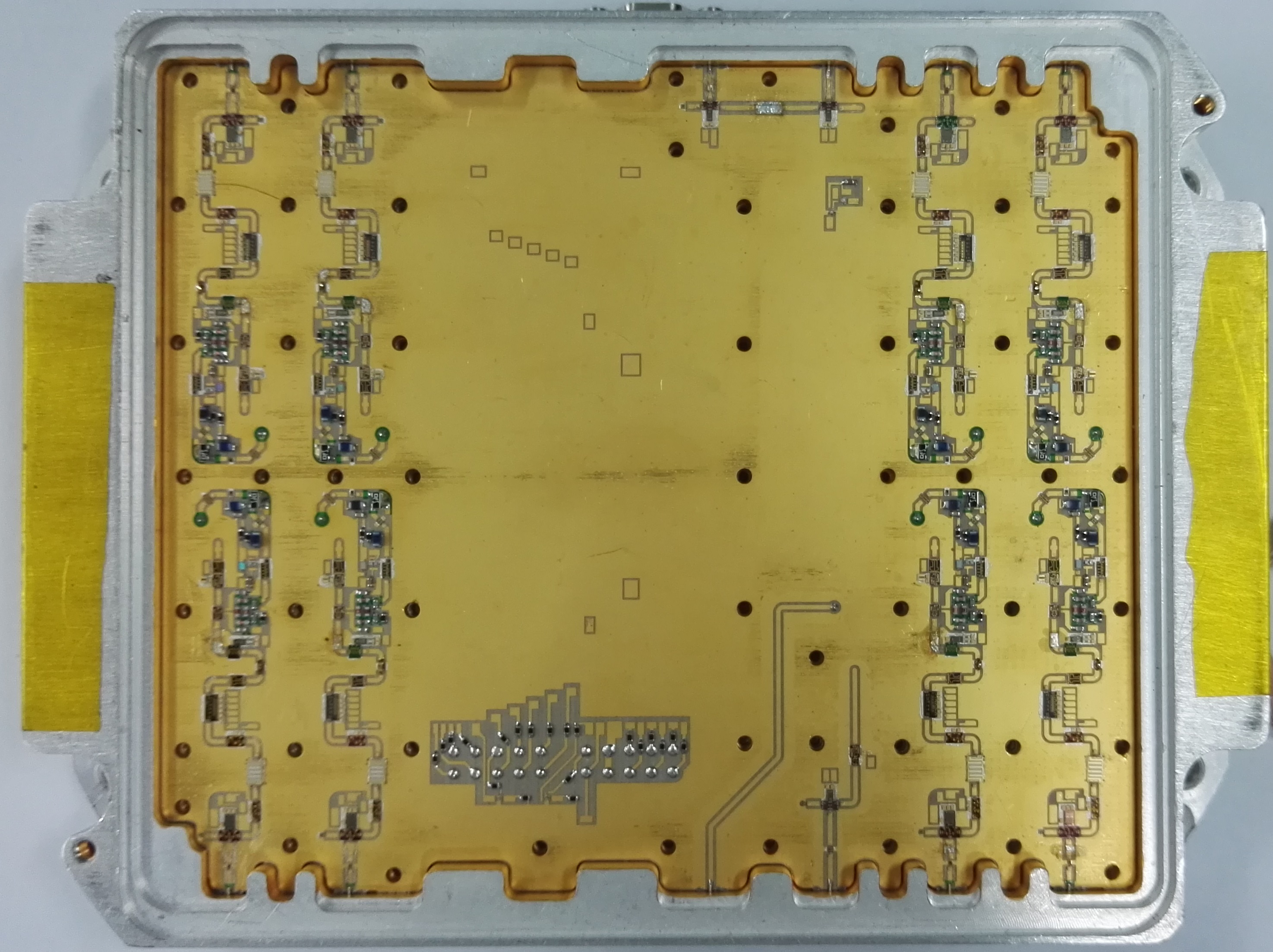 Ku波段8通道變頻組件